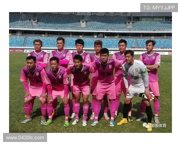 沧州信友欢聚对决唐山球队展现激情与实力的精彩比赛 沧州信友欢聚对决唐山球队展现激情与实力的精彩比赛