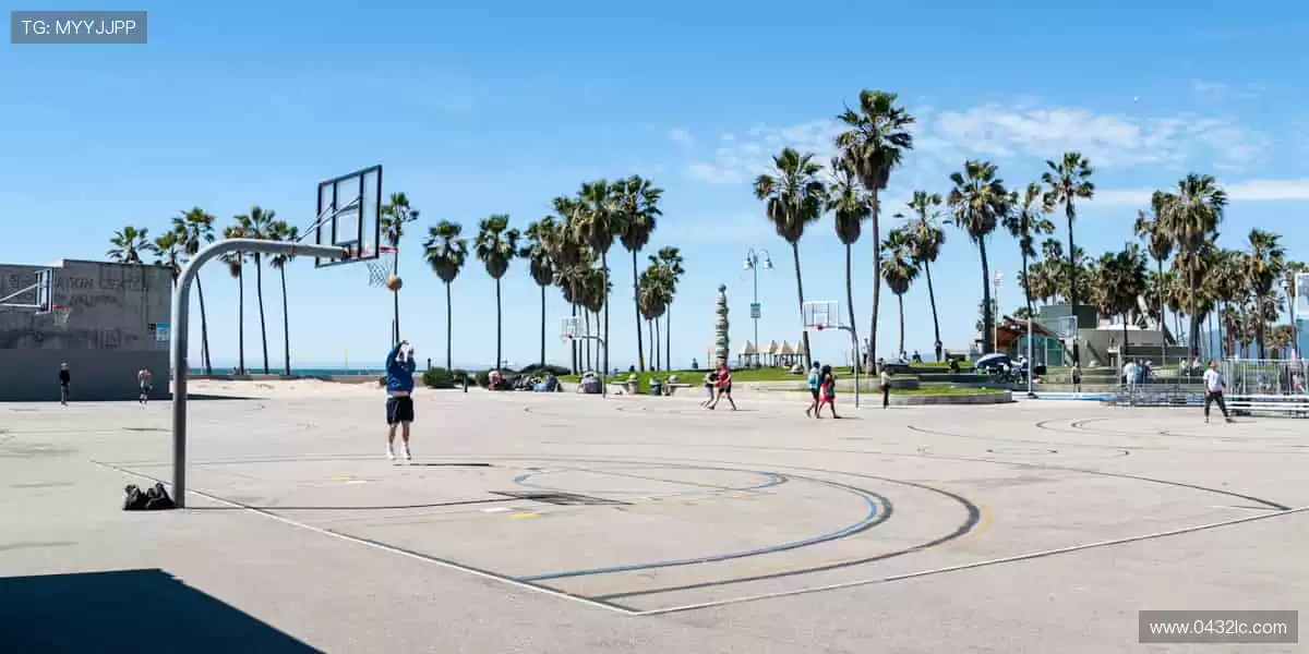 🎯把胜利穿在身上，周边好物让热爱触手可及！